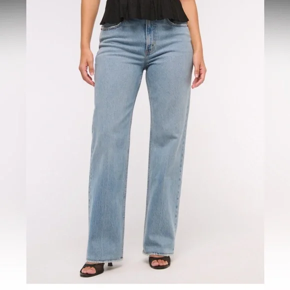 Curve Love High Rise 90s Relaxed Jean - Picture 2 of 7